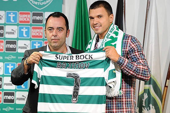 Bojinov e Carlos Freitas na apresentação do jogador  Fonte: Blog “Ti Amo Sporting”