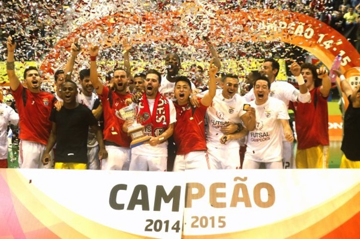 O Benfica vai ter a difícil missão de tentar manter o título na Luz Fonte: Blogue 'Benfica 365'