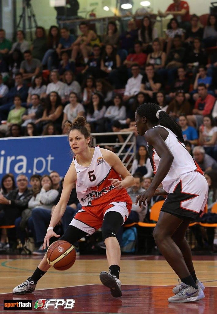 Marcy Gonçalves Felecite Mendes Marcy Gonçalves frente a Felecite Mendes