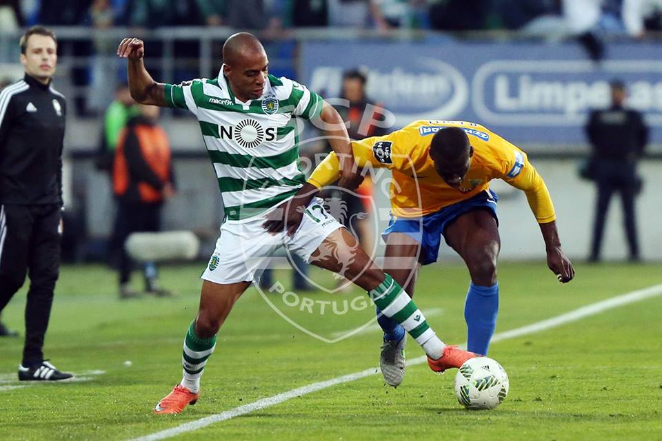 João Mário é um jogador fulcral no onze de Jesus Fonte: Sporting CP