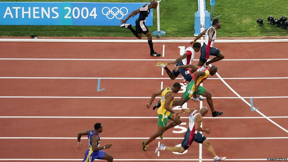 Gatlin "roubou" o ouro olímpico por esta curta distância Fonte: BBC